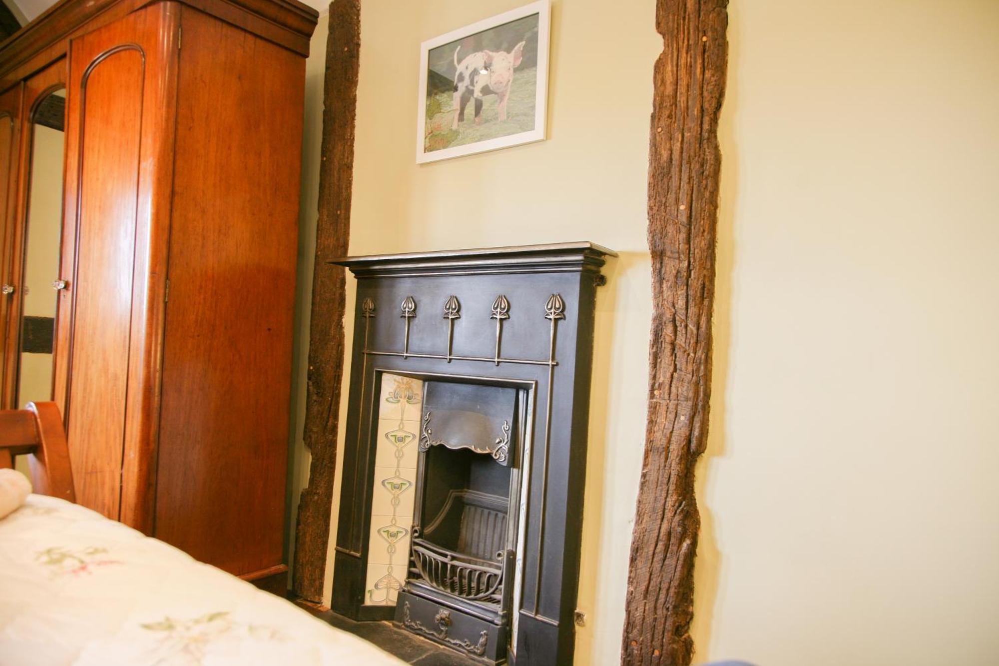 Huntlands Farm Bed & Breakfast Bromyard Exterior photo